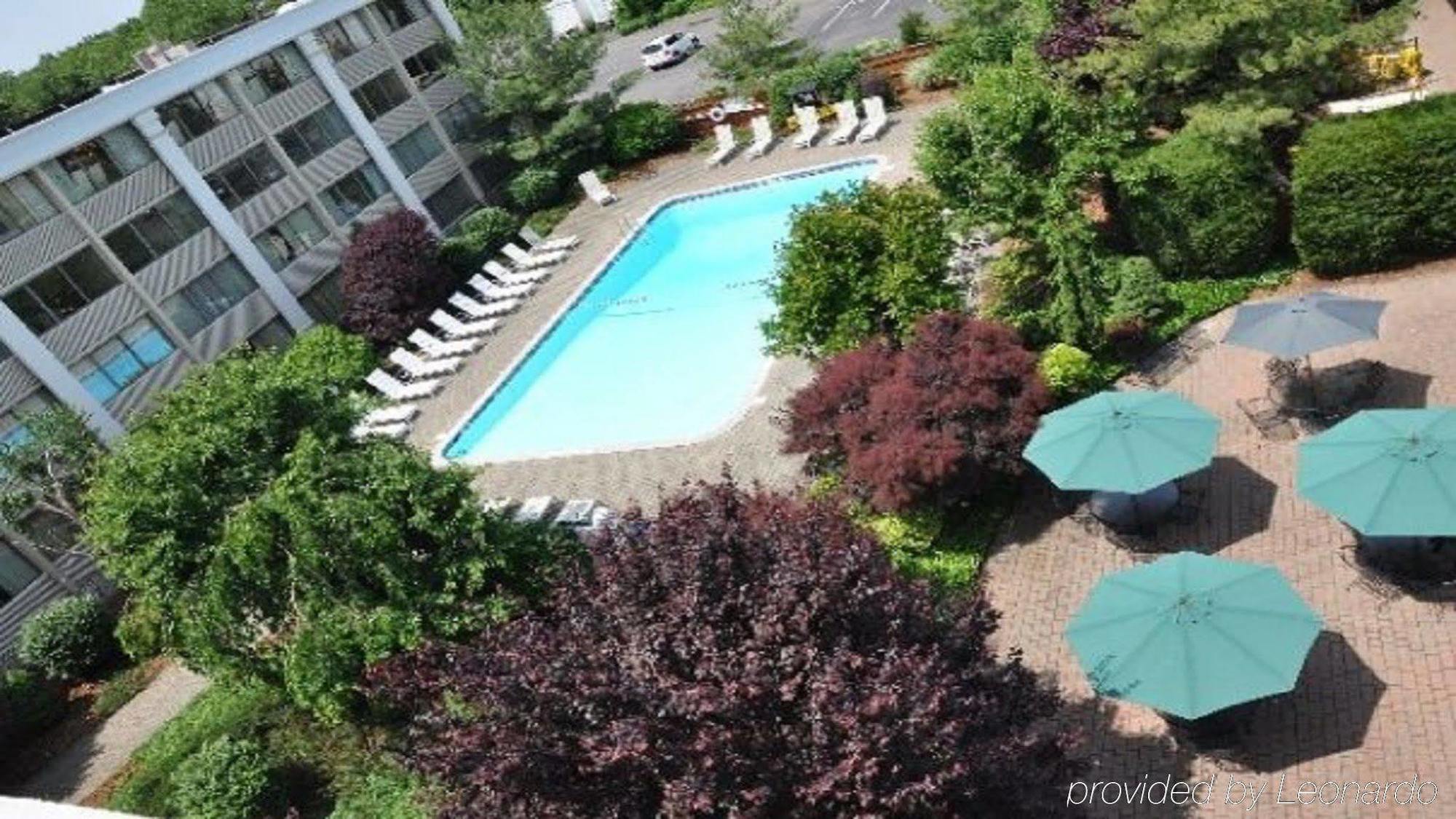 Hotel & Fairfield By Ihg 3*